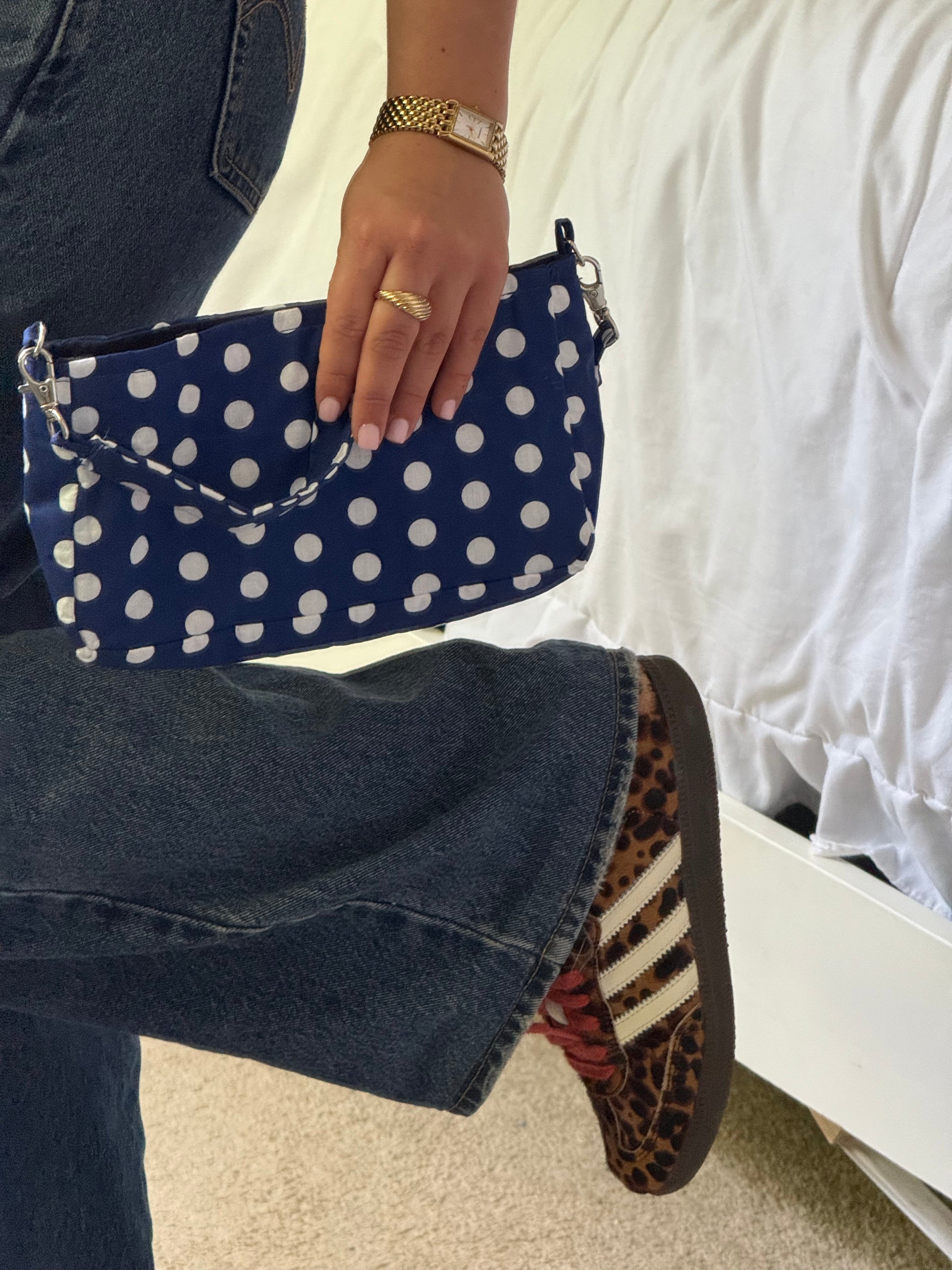 Classic Shoulder Bag: Cloudlit Navy