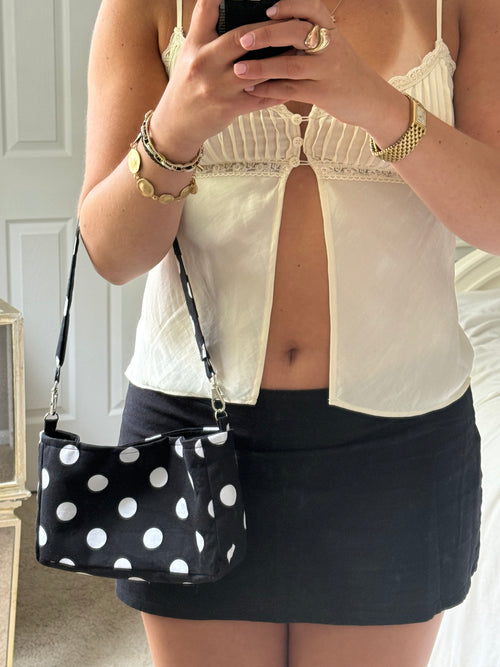 Classic Shoulder Bag: Noir
